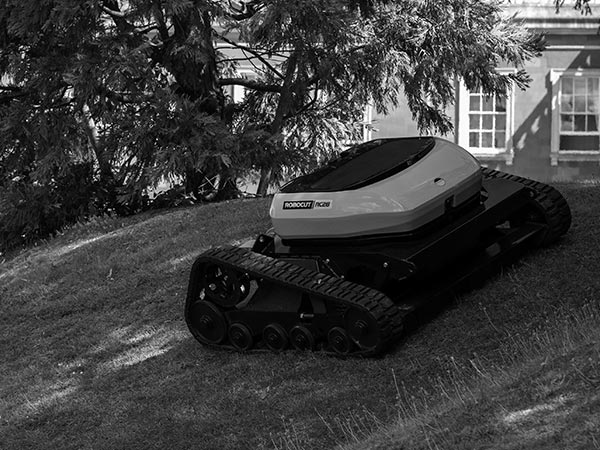 Extreme unmanned operations with OilGuard