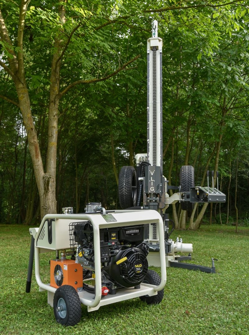VLIG drilling rig with Vanguard engine