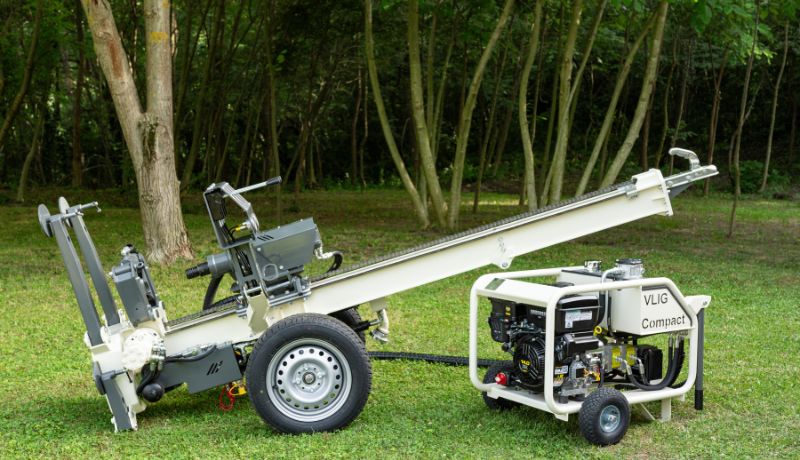 VLIG drilling rig with Vanguard engine