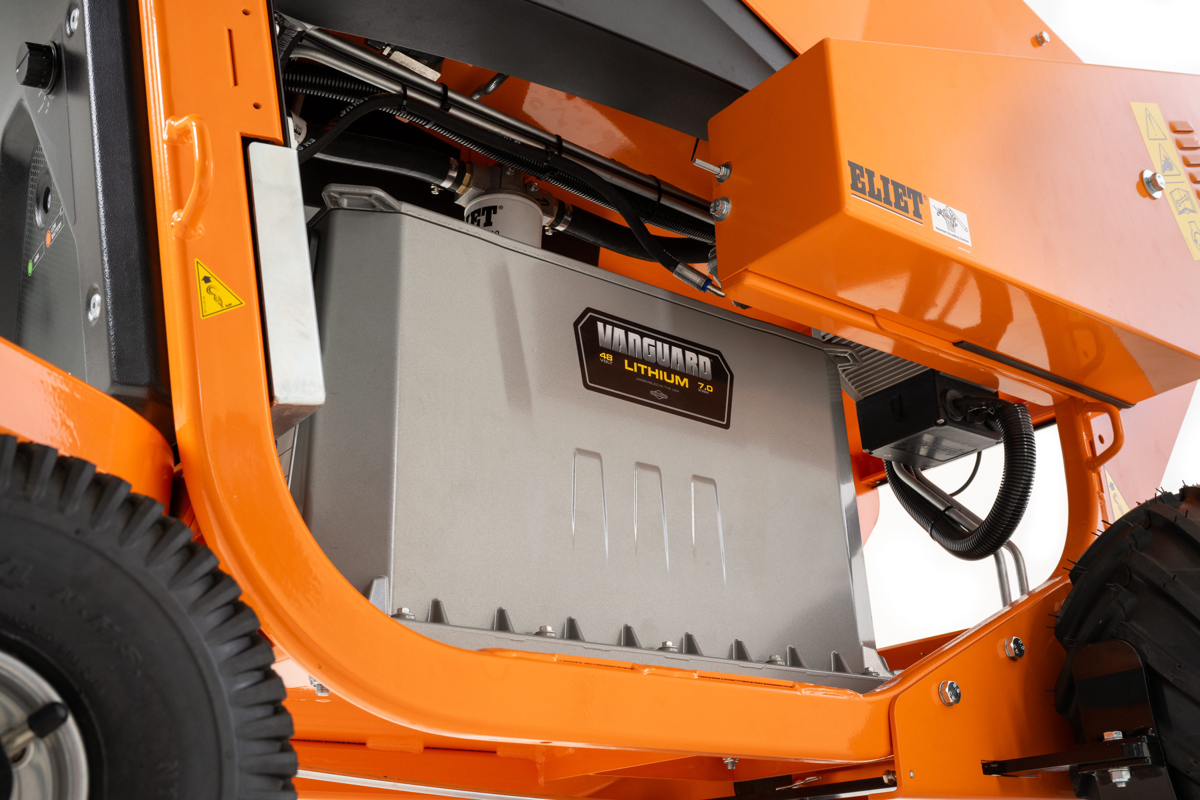Eliet shredder powered by Vanguard battery