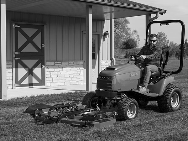 Agriculture equipment powered by a Vanguard engine